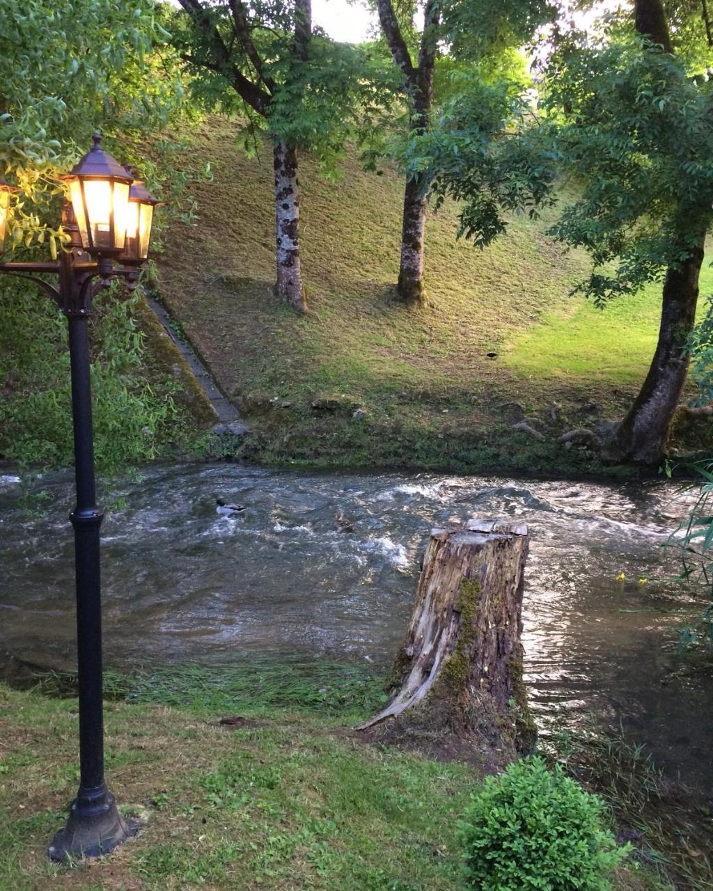 Les Eyzies Le Moulin De La Beune מראה חיצוני תמונה
